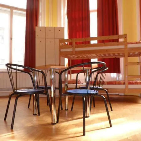 Hostel All-central *